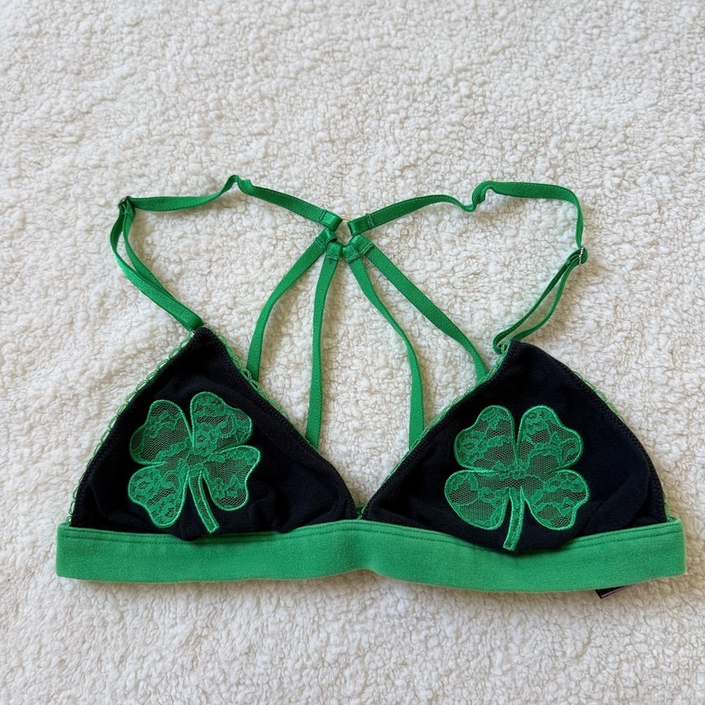 Victoria's Secret St Patrick’s Day Shamrocks Bralette Green Black Lace Details